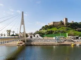 Pueblo Castillo Hotel *